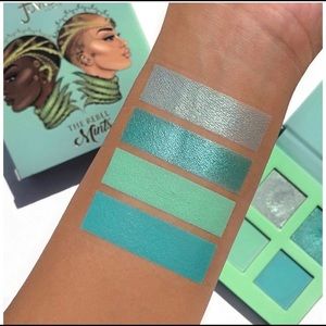 Juvia’s Place. OS. Mint